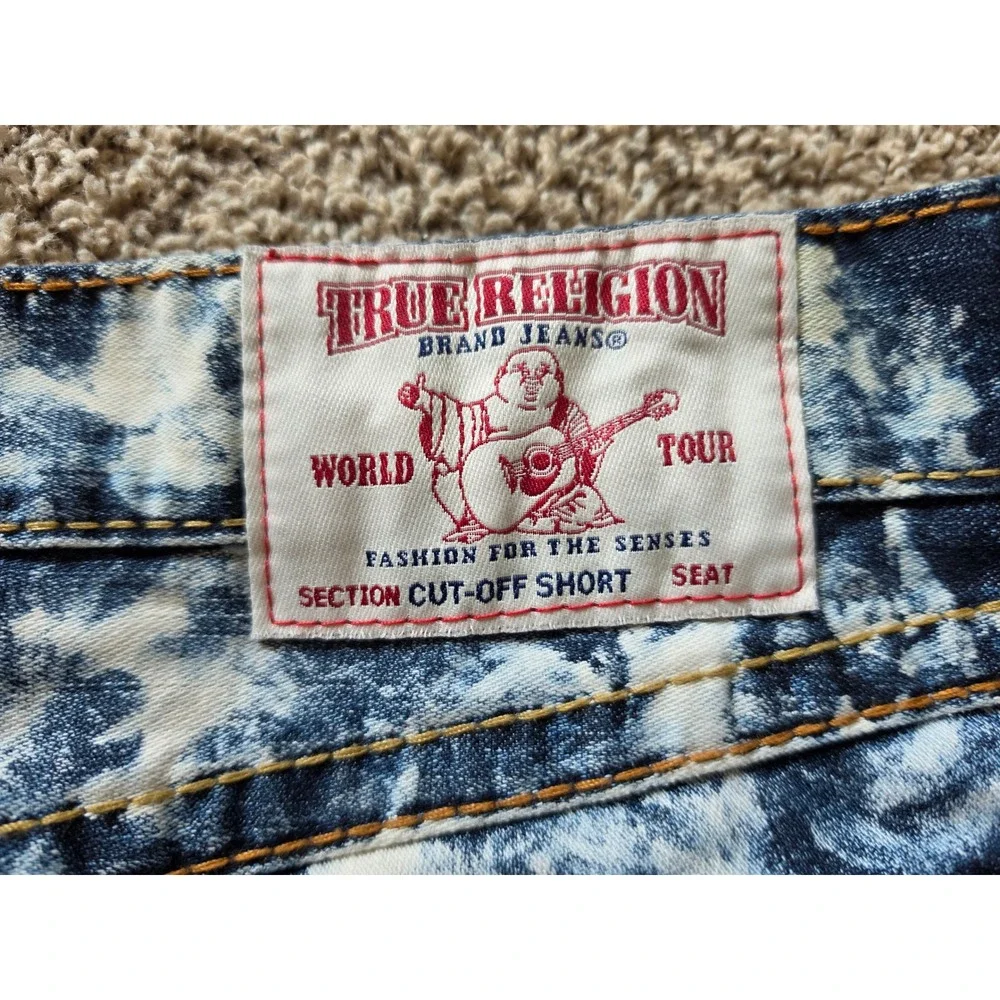 TRUE RELIGION Mens Acid Wash Cut Off Denim Shorts Bleach Splatter Size 31